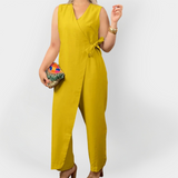 Teuta | Elegantan bezrukavni kombinezon