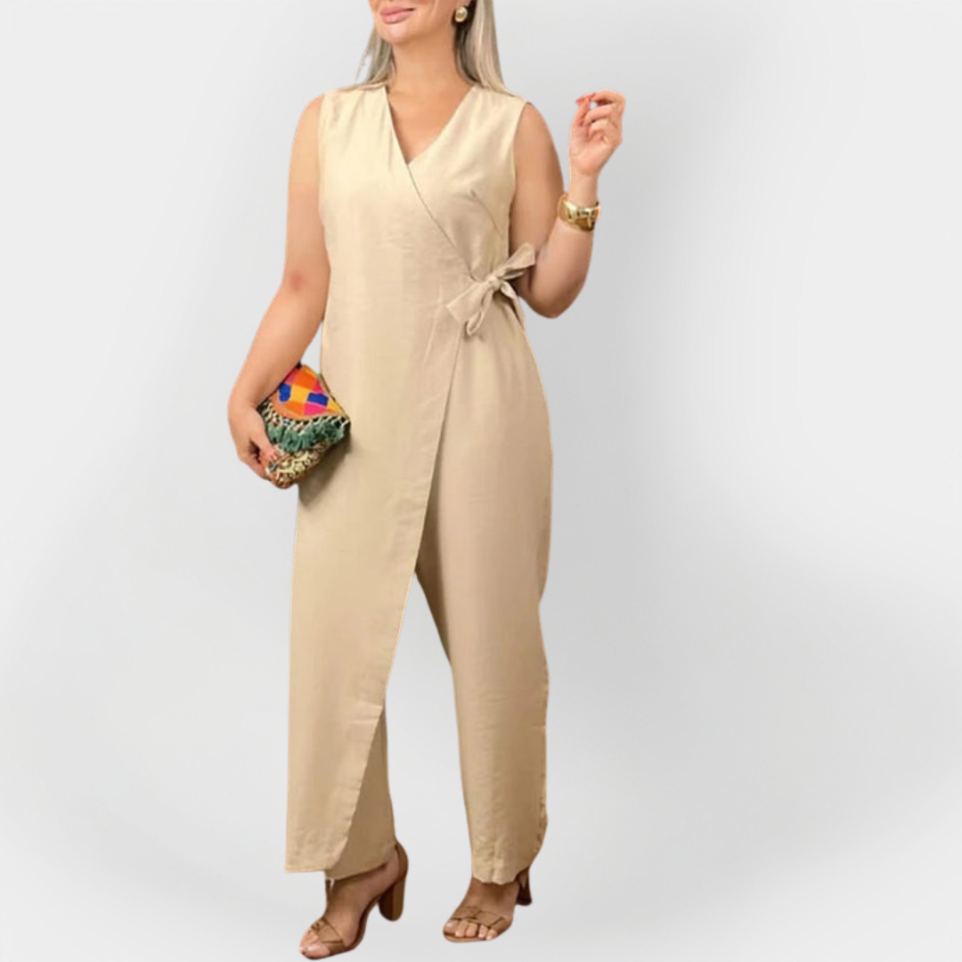 Teuta | Elegantan bezrukavni kombinezon
