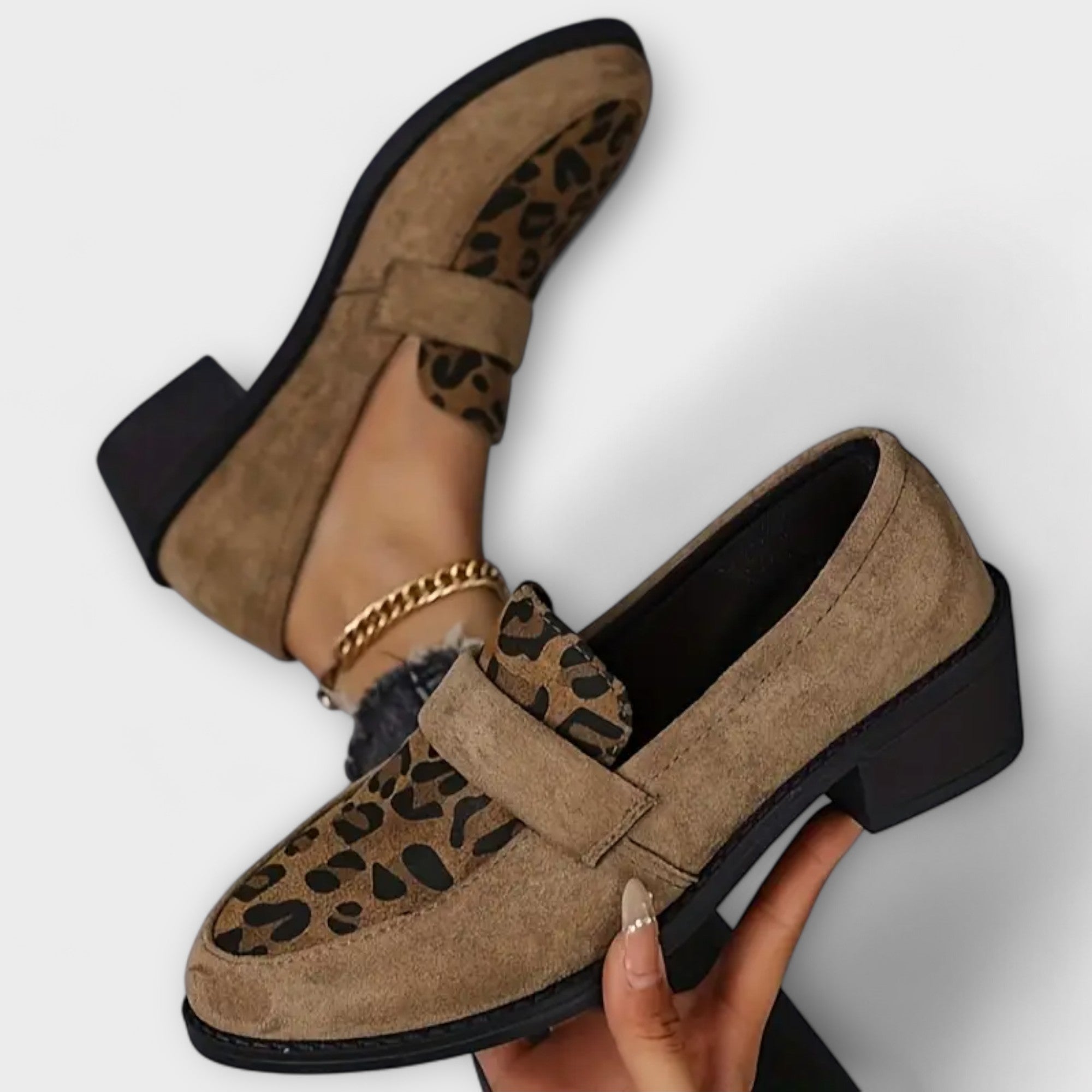 Karla - Elegantne ženske cipele s uzorkom od leopard - A minha loja