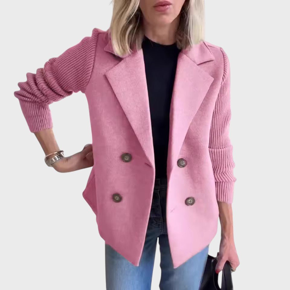 Klara | Elegantni blejzer s pletenim rukavima - Mila Zagreb