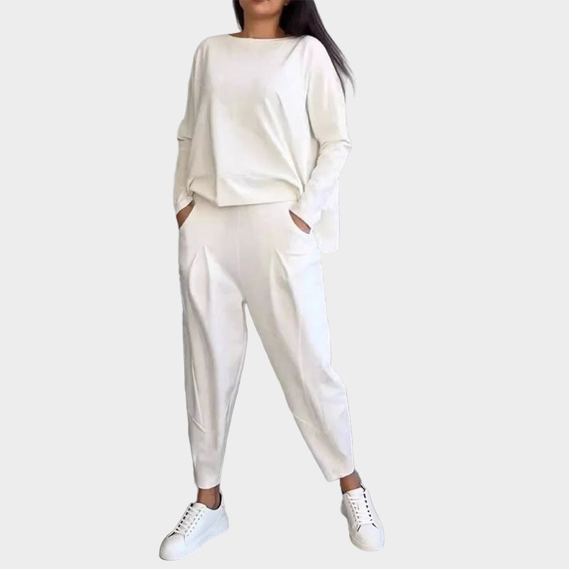 Bosiljka | Komplet s bluzom i hlačama s lepršavom elegancijom